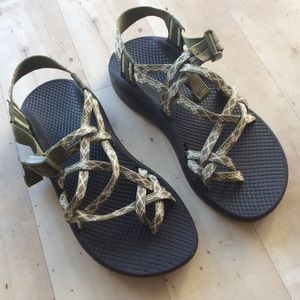 Chaco Z/Cloud X2 Sandals Size 8 Like New
